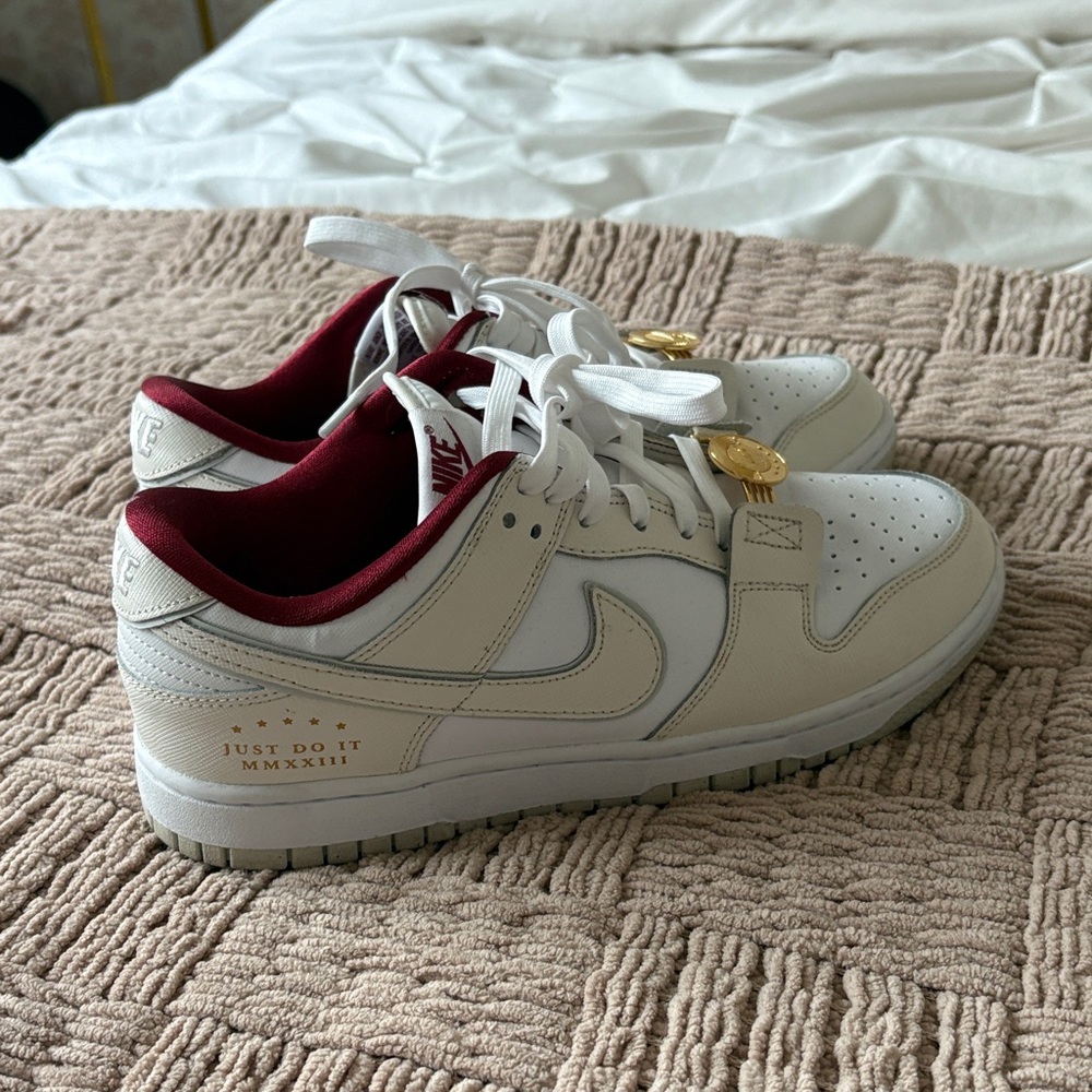 Nike White and Burgundy Sneakers with Gold Charm